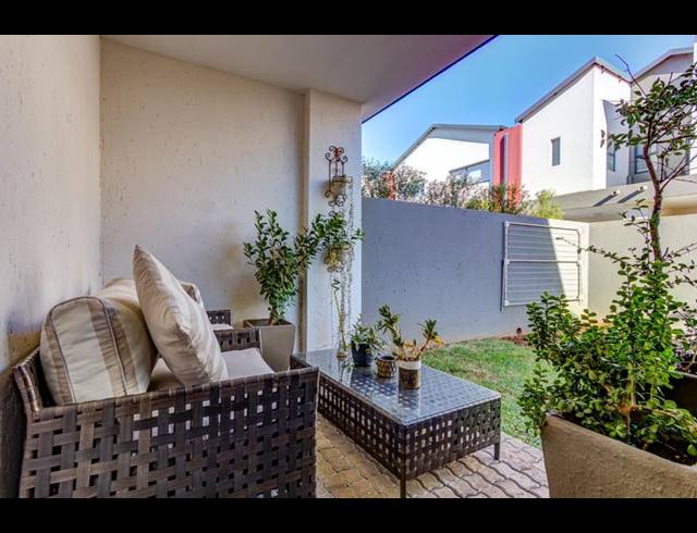 3 BEDROOM DUPLEX FOR SALE IN GLEN EAGLE ESTATE